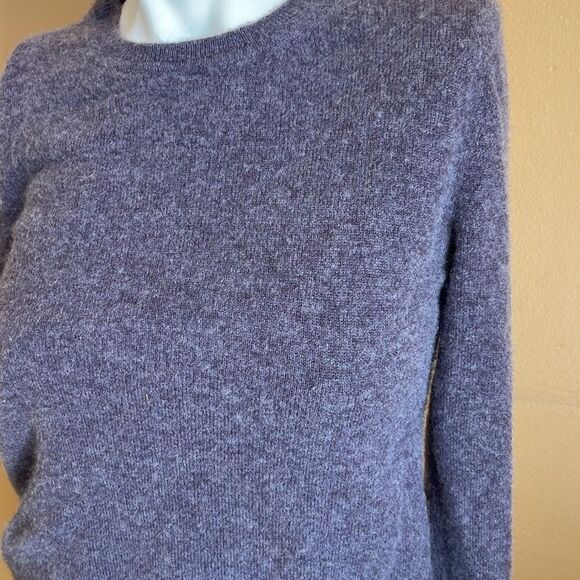 TAHARI 100% Cashmere Crew Neck Pullover Purple Sweater sz L - Picture 2 of 9